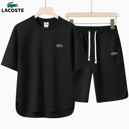 Completo estivo LC™ composto da t-shirt e pantaloncini performanti.