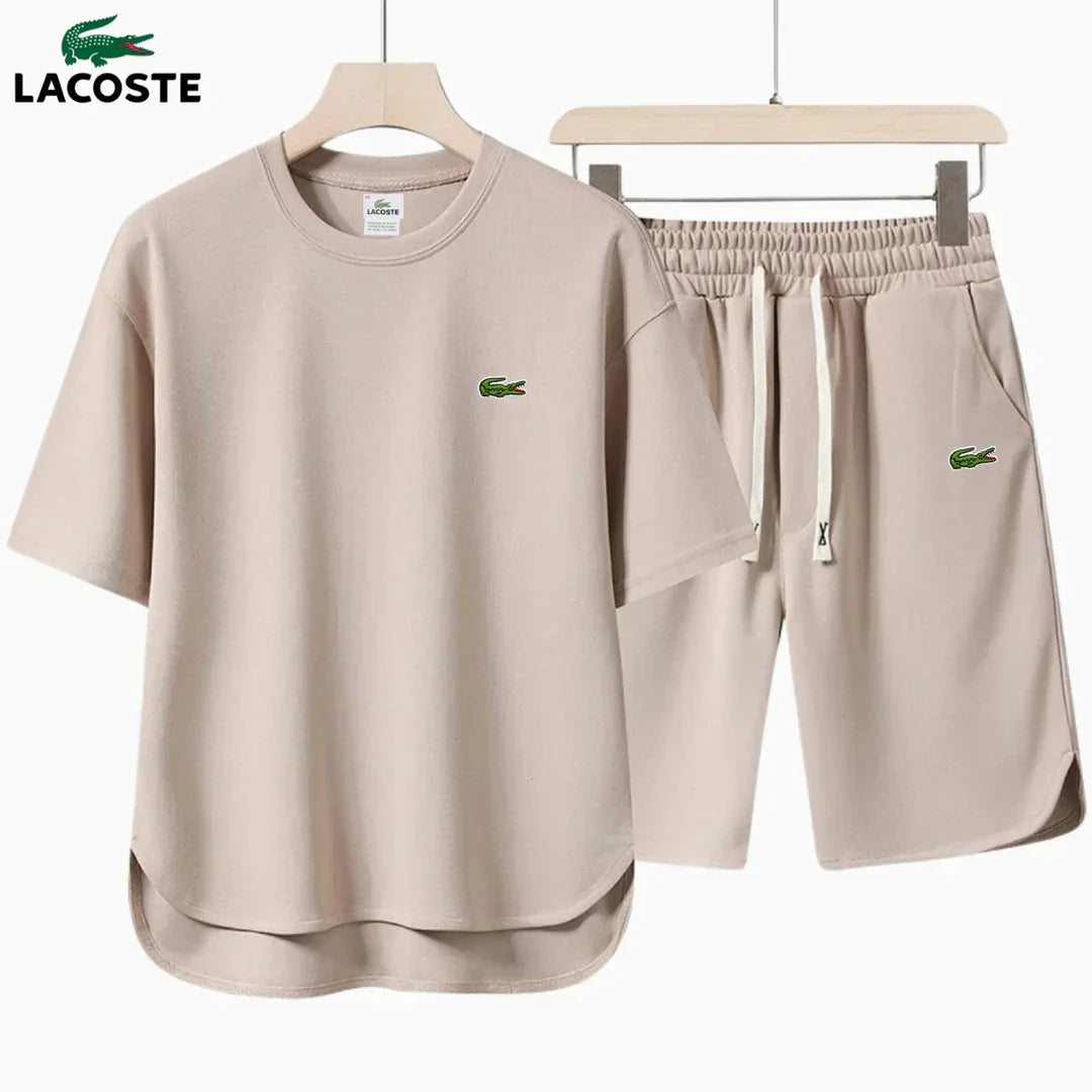 Completo estivo LC™ composto da t-shirt e pantaloncini performanti.
